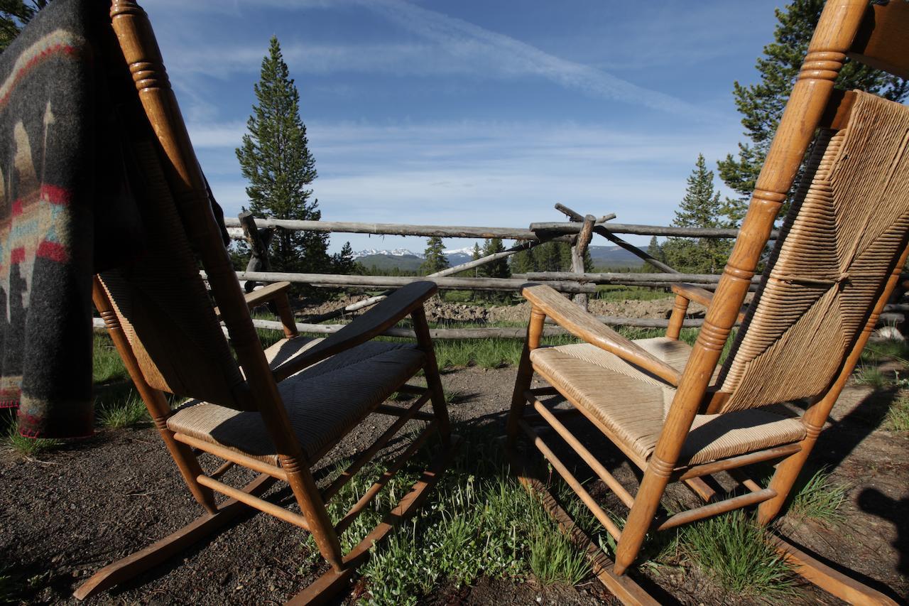 Headwaters Lodge & Cabins At Flagg Ranch Моран Екстериор снимка